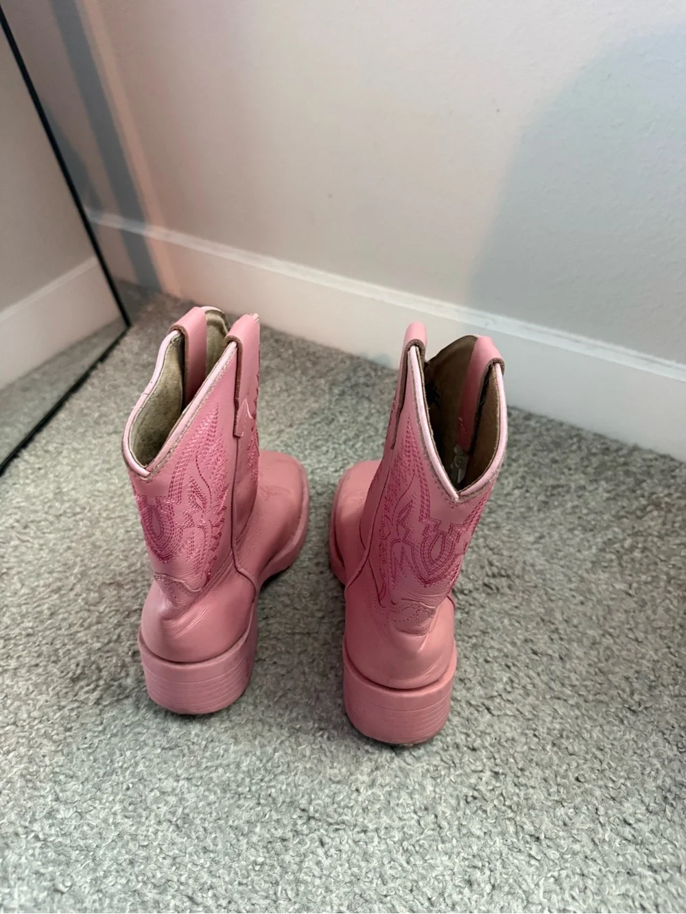 Girls cowboy boots pink J B Dillon